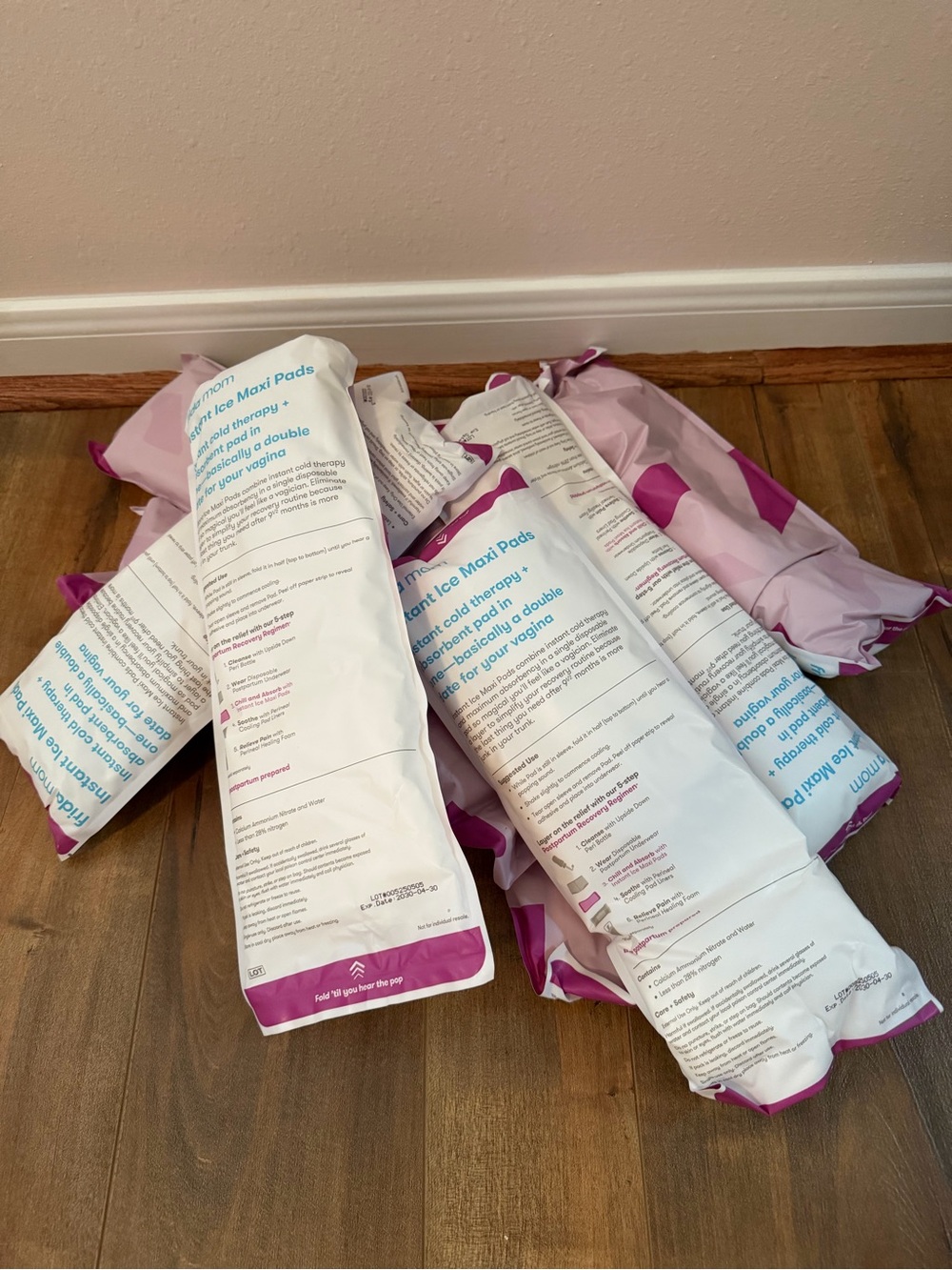 NEW Frida Mom Instant Ice Maxi Pads – Postpartum Recovery Bundle